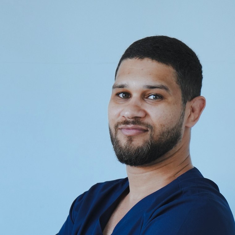 Alexandre Mayan, Médico Veterinário da Iconvet