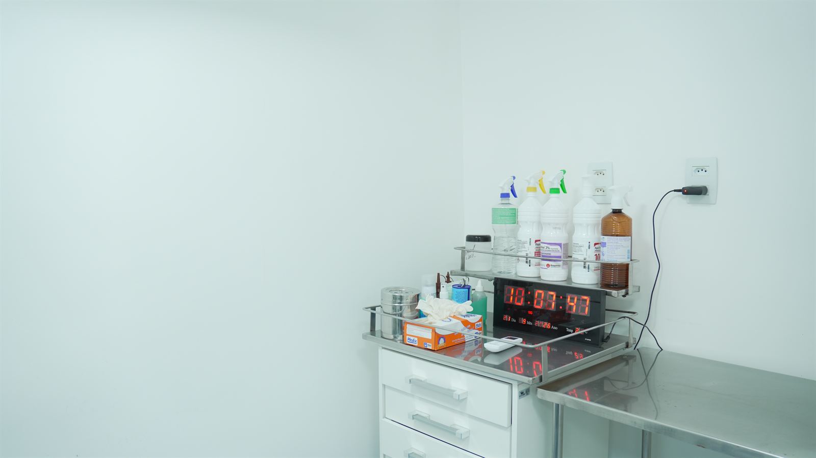 Bancada de preparo de medicamentos